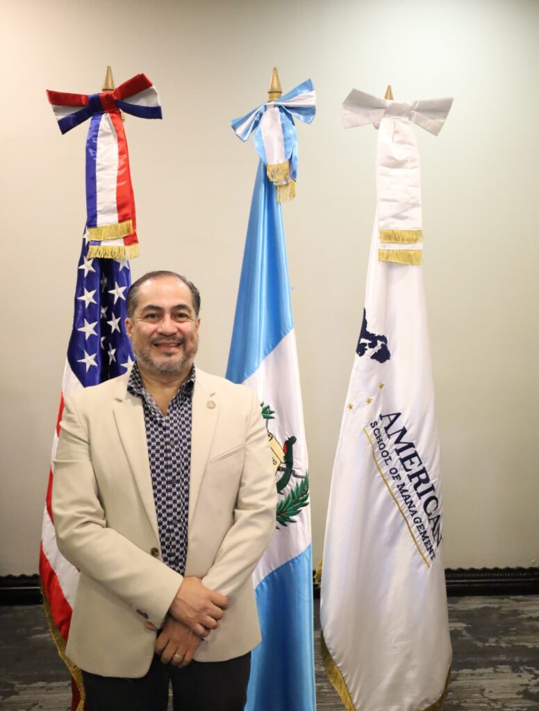 Magister Alejandro Campos